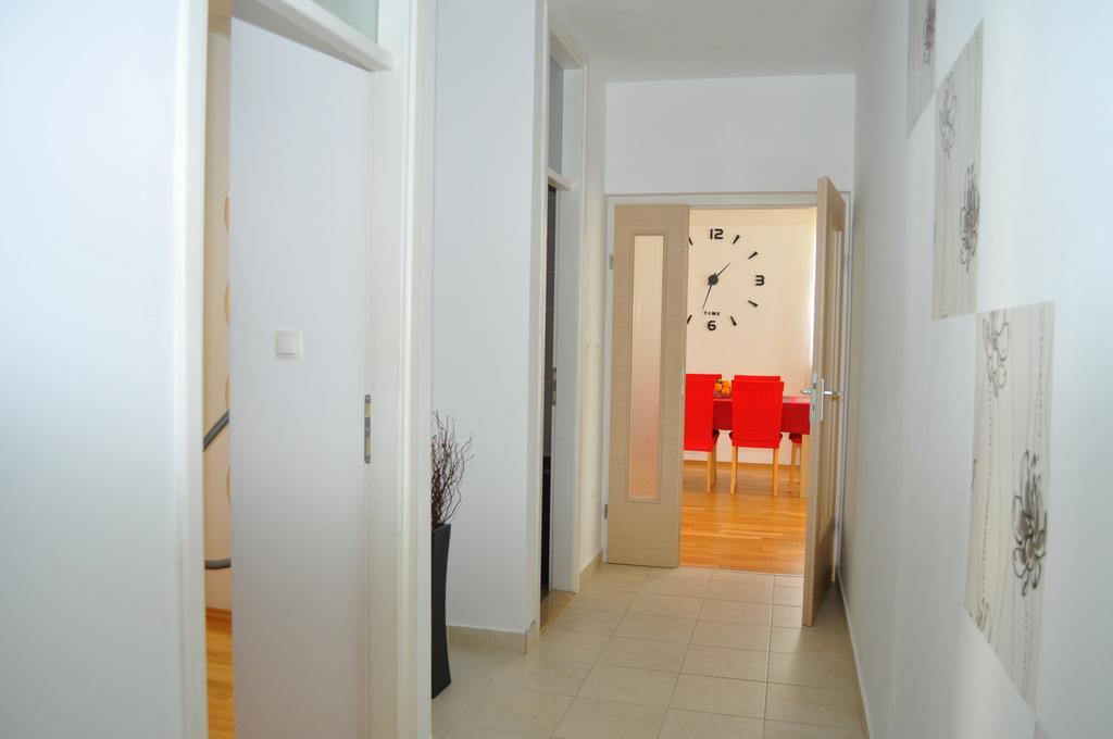 Apartment Kristijan Makarska Exterior foto